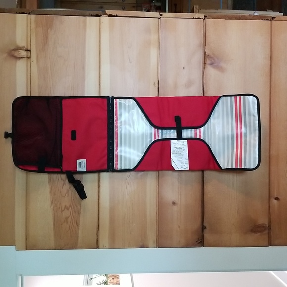 Skip * Hop Pronto Baby Changing Station & Diaper Clutch, Red w/Striped Interior - Picture 6 of 15